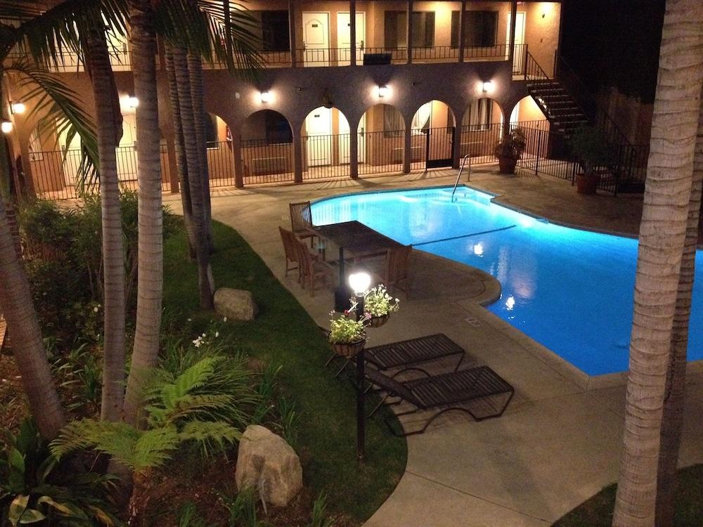 Doubletree By Hilton Chatsworth Los Ángeles Exterior foto